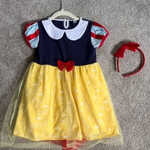 Snow White costume